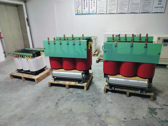 巴东KS11-1000KVA矿用变压器